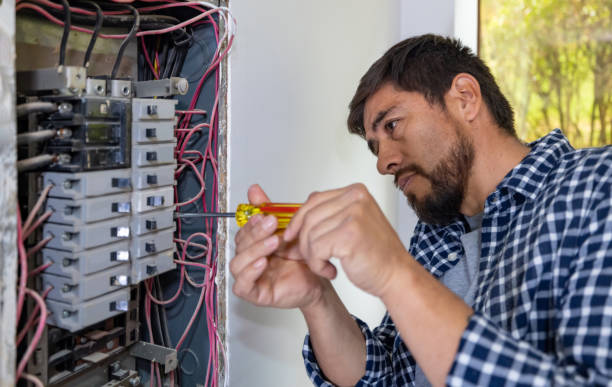 Best Circuit Breaker Repair  in Preston, IA
